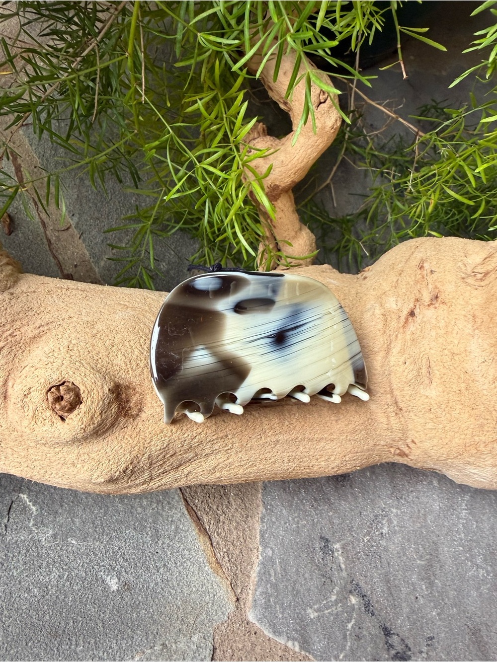 New🌟Anthropologie-Marbled Hair Claw - Green and Cream Tones